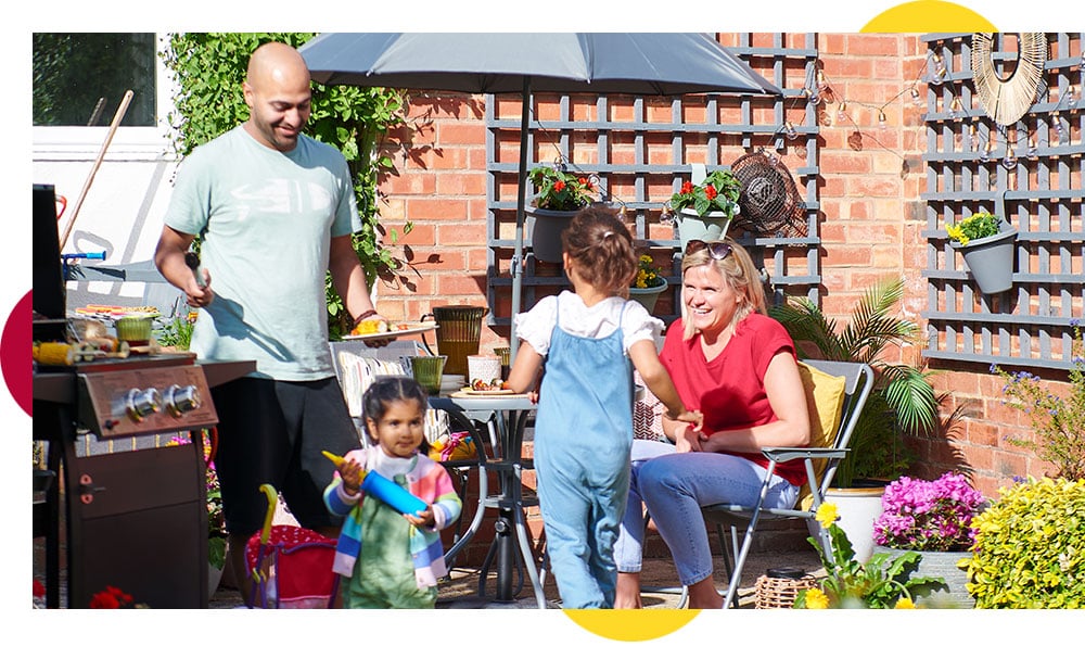 How to keep your garden furniture in tip-top shape How to keep your garden furniture in tip-top shape